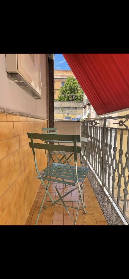 Bed and Breakfast Casa Pier Paolo & Stella Napoli Esterno foto